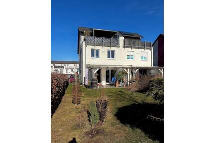 Familienfreundliche Doppelhaushälfte in Bernau-Friedenstal, modern, energieeffizient & S-Bahn-nah