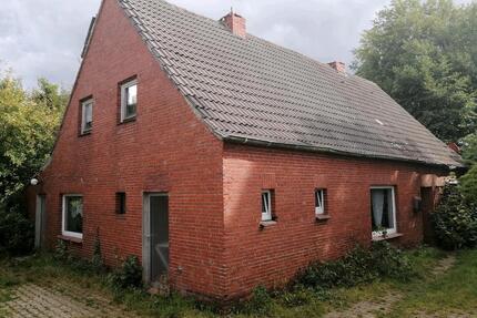 Sanierungsbed. Einfamilienhaus - 130.000,00&nbsp;EUR Kaufpreis, ca.&nbsp; 167,00&nbsp;m&sup2; in Südbrookmerland (PLZ: 26624)
