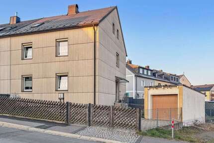 Haus zum Kaufen in Helmbrechts 118.000,00 € 100.9 m²