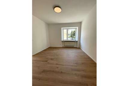 Wohnung zum Mieten in Landshut 870,00 € 66.31 m²