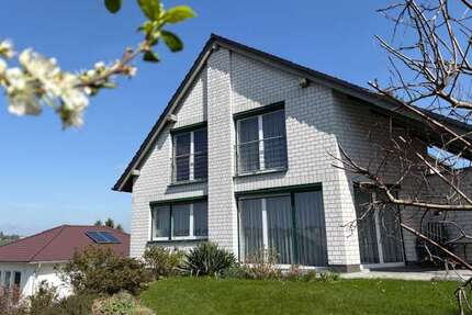 Haus zum Kaufen in Zwickau 440.000,00 € 239 m²