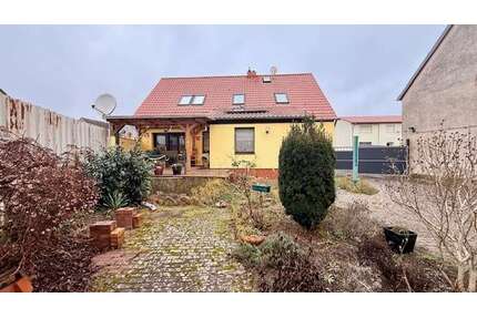 Haus zum Kaufen in Wiesenburg 150.000,00 € 150 m²