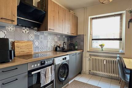 Dammstraße: Geniale, helle Wohnung mit kleiner Wohnküche und Tageslichtbad - Mannheim Neckarstadt