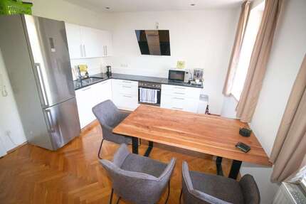 Wohnung zum Mieten in Surheim 660,00 € 66 m²