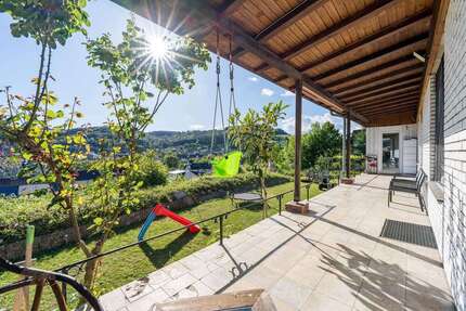 Haus zum Kaufen in Waldshut-Tiengen 499.000,00 € 214 m²