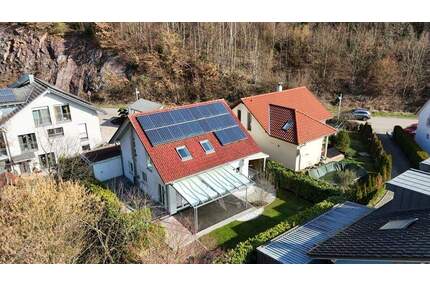 Energieeffizient gebautes Einfamilienhaus mit erneuerter Technik & hoher Wohnqualität - Bad Säckingen