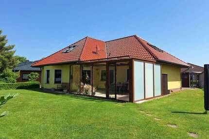 Haus zum Kaufen in Grimmen 389.000,00 € 162.09 m²
