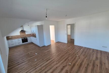 2 Mietwohnungen zu vermieten - 650,00&nbsp;EUR Kaltmiete, ca.&nbsp; 65,00&nbsp;m&sup2; in Much (PLZ: 53804)