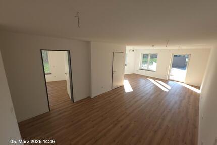 Moderne Neubau Erdgeschosswohnung mit Garten - Dortmund Hombruch