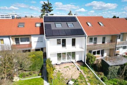 Gebersdorf: Modernisiertes Reihenhaus - energieeffizient, mit Garage - Nürnberg