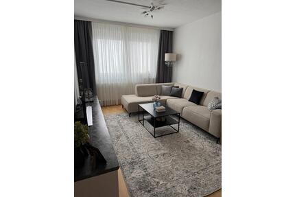 ANFRAGE STOP! 4- Raum Wohnung Erfurt SüdDrosselberg