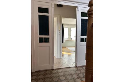 Charmante Altbauwohnung in F-Bergen - Frankfurt am Main Bergen-Enkheim