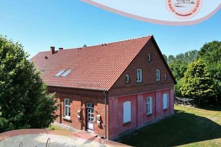 Haus zum Kaufen in Sagard 250.000,00 € 218.75 m²