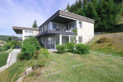 Haus zum Kaufen in Vöhrenbach 990.000,00 € 274 m²