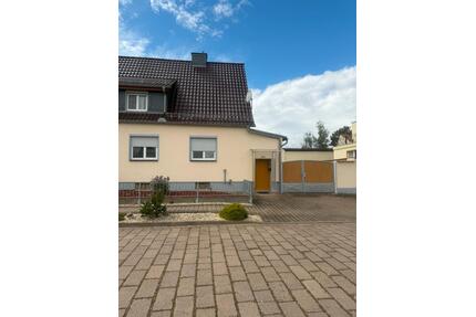 Reihenhaus in Bothenheilingen - 110.000,00&nbsp;EUR Kaufpreis, ca.&nbsp; 75,00&nbsp;m&sup2; in Nottertal-Heilinger Höhen (PLZ: 99994)