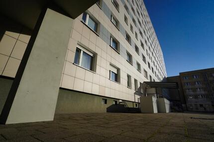 Charmante Wohnung mit Balkon - 330,00&nbsp;EUR Kaltmiete, ca.&nbsp; 41,50&nbsp;m&sup2; in Dessau-Roßlau (PLZ: 06844)