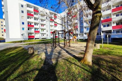 1-Raum-Wohnung mit Balkon ab Herbst verfügbar - Chemnitz Altendorf