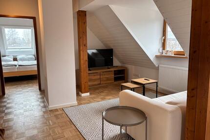 Möblierte 2- Zimmerwohnung im DG – 85540 Haar - 1Min zur S-Bahn - München Altstadt-Lehel