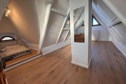 Dachgeschoss Wohnung zu vermieten Frauen WG - Hamburg Borgfelde
