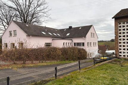 Wohnen, Leben, Arbeiten; Mehrfamilienhaus mit Seminarbereich - Flammersfeld