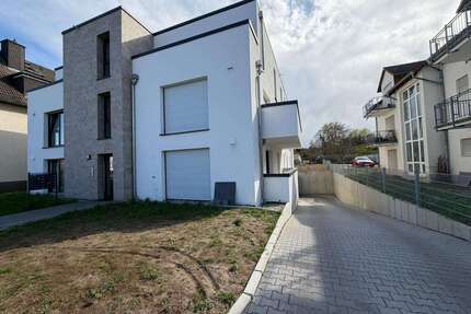 Wohnung zum Mieten in Frankfurt am Main 2.000,00 € 84 m²