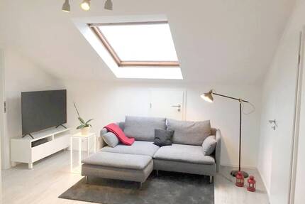 Moderne möblierte Dachgeschosswohnung im Herzen der Stadt - Kaiserslautern Innenstadt