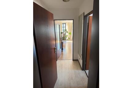 Wohnung 2OG Moers Zentrum Aufzug 01.06 frei - Duisburg Hochheide