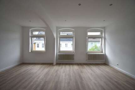 Wohnung zum Mieten in Düsseldorf 1.795,00 € 97.87 m²