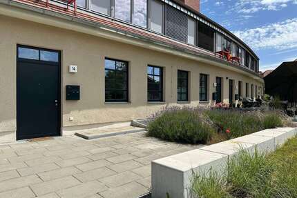 Wohnung zum Mieten in Elstal 1.560,00 € 124.71 m²