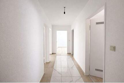 Helle 2-Zimmer-Wohnung mit Balkon - Mannheim Neckarstadt