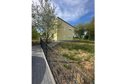 Exklusives Luxhaus in ruhiger Lage in Parsberg-Willenhofen