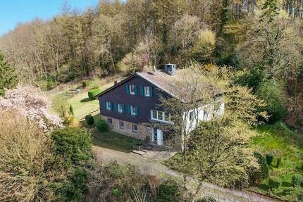 Heartbreaker im Hespertal:) Freistehendes Landhaus voller Varianten im zauberhaften Außenbereich - Essen Fischlaken