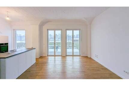 HOMESK - Direkt an der Havel: 4-Zimmer-EG-Wohnung mit Garten, Terrasse und Wasserblick - Berlin Spandau