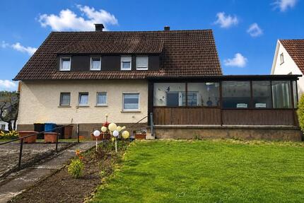 Charmantes Einfamilienhaus mit Wintergarten und viel Potenzial - Gosheim