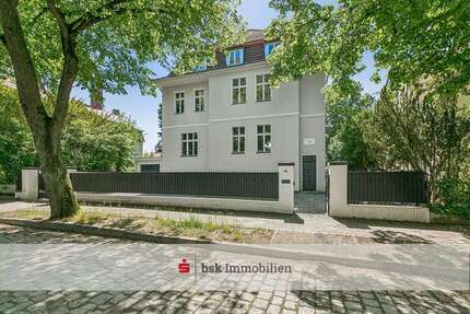Haus zum Kaufen in Berlin 5.499.000,00 € 784 m²