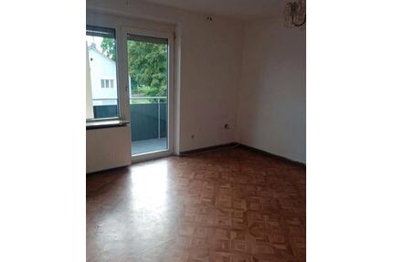 Vermiete 2 Zimmer Wohnung in Ludwigsburg Grühnbühl
