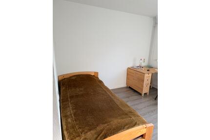 Wohnung für Studentin in Bonn - 350,00&nbsp;EUR Kaltmiete, ca.&nbsp; 24,00&nbsp;m&sup2; in Bonn (PLZ: 53121) Dransdorf