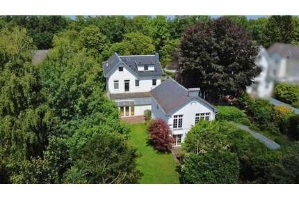 Haus zum Kaufen in Hamburg 1.790.000,00 € 426.7 m²