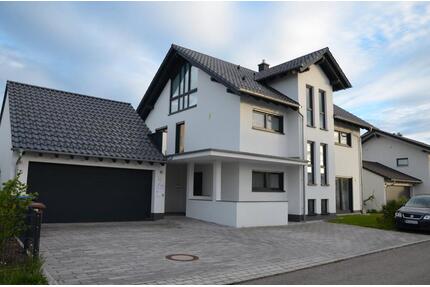 Einfamilienhaus mit Einliegerwohnung - Bad Grönenbach