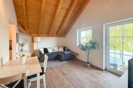 Wohnung zum Mieten in Ottenhofen 680,00 € 38 m²