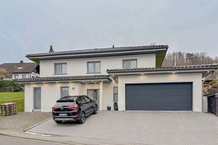 Haus zum Kaufen in Wiehl 629.000,00 € 174.7 m²