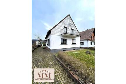 Sofort frei!! Freistehendes Einfamilienhaus mit Garten und Garage zu verkaufen - Dorf im warndt