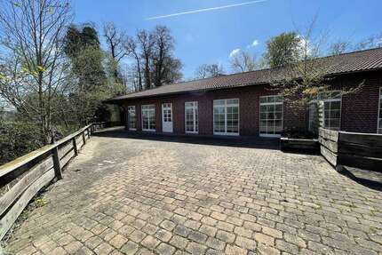 Wohnung zum Mieten in Neustadt a.Rbge. 890,00 € 124.86 m²