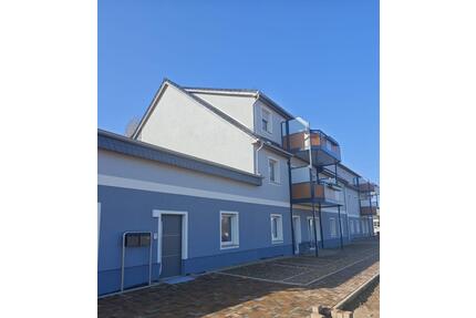 Moderne 2-Zimmer-Wohnung in Oschersleben – Erstbezug nach Sanierung mit Balkon - Oschersleben (Bode)