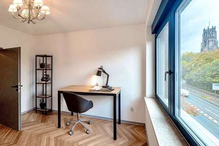 Wohnung zum Mieten in Düsseldorf 1.950,00 € 87 m²
