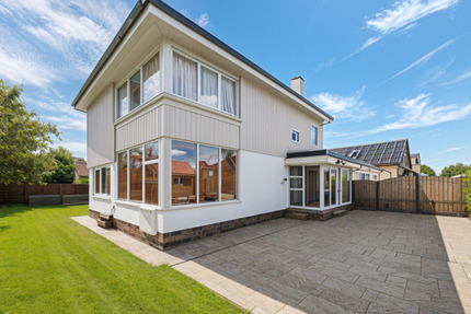 Großzügiges Einfamilienhaus mit weitläufigem Garten! - Garching Hart a. d. Alz