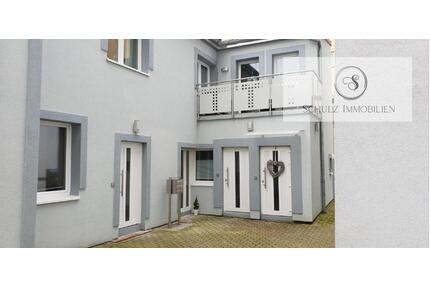 1-Zimmer-Wohnung in Citylage - hochwertig modernisiert 2018, FBH inkl Einbauküche + Möbel - Wilhelmshaven