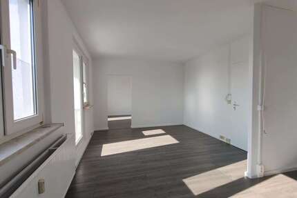 Wohnung zum Mieten in Halle 970,00 € 111 m²
