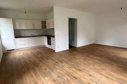 Haus zum Mieten in Beelitz 2.070,00 € 137.7 m²