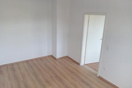 Schöne helle 2 Zi. 55 qm Wohnung ab sofort frei 290 € kalt - Niederwürschnitz